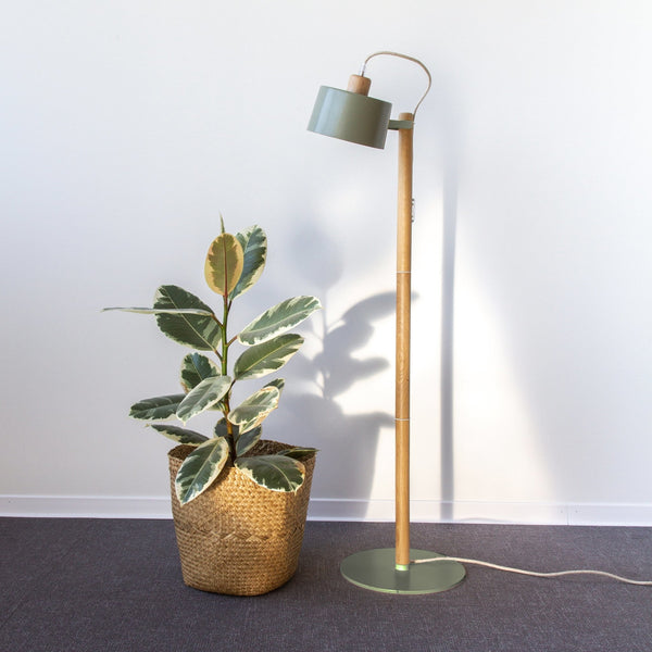 Moyenne lampe by Thelma - DIZY design